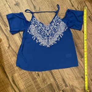 Open shoulder Top💗